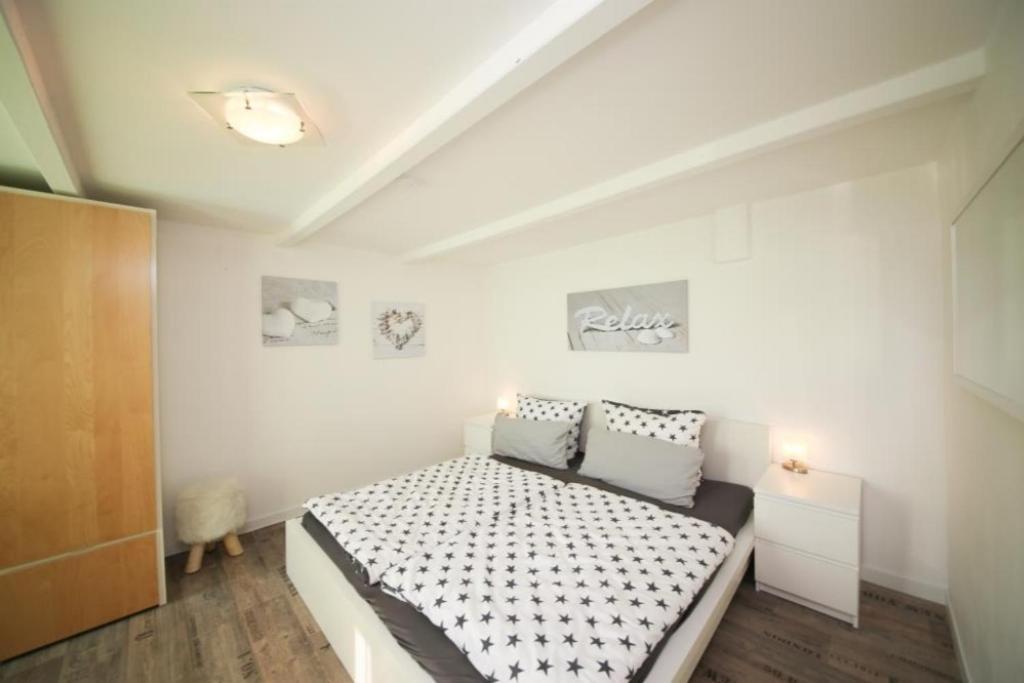 Ferienhaus Duenenhaus ฮัฟฟ์ครูก ภายนอก รูปภาพ